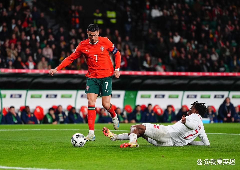 YIHAO-C罗连续五场比赛得分超过败北，勇士挑战极限！的简单介绍